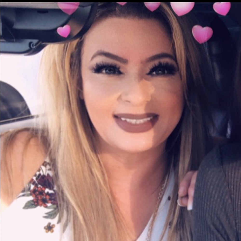 Meet your Posher, Kelly